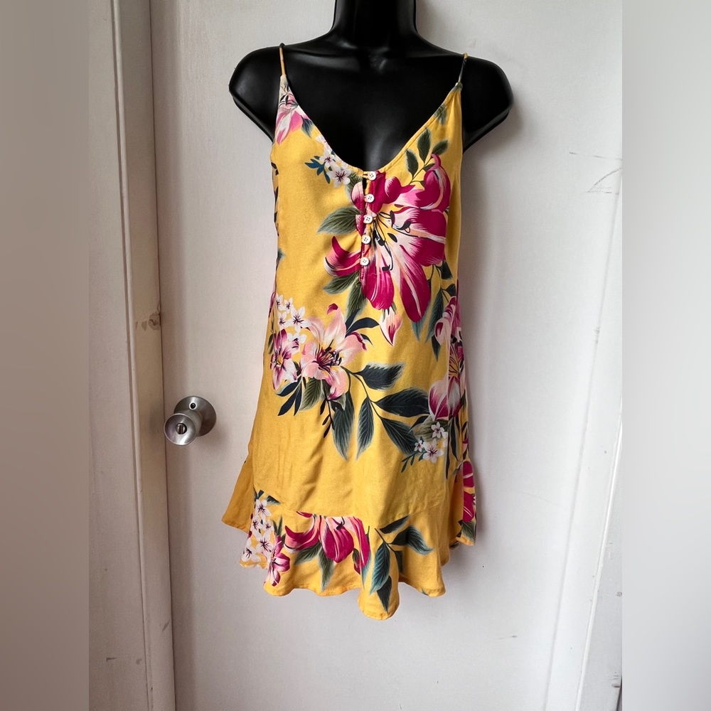 Farm Rio Ruffle Hawaiian dress size Small